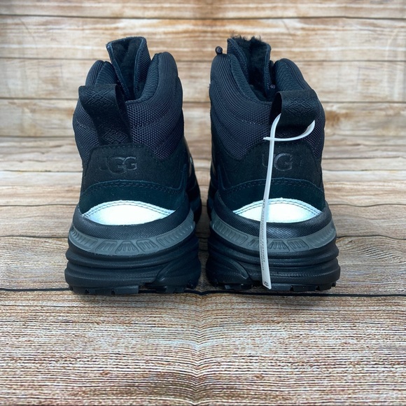 UGG Hiker Boots Men Size 8 / Women Size 9.5 Waterproof Boots 1112367 NEW. - Picture 2 of 11